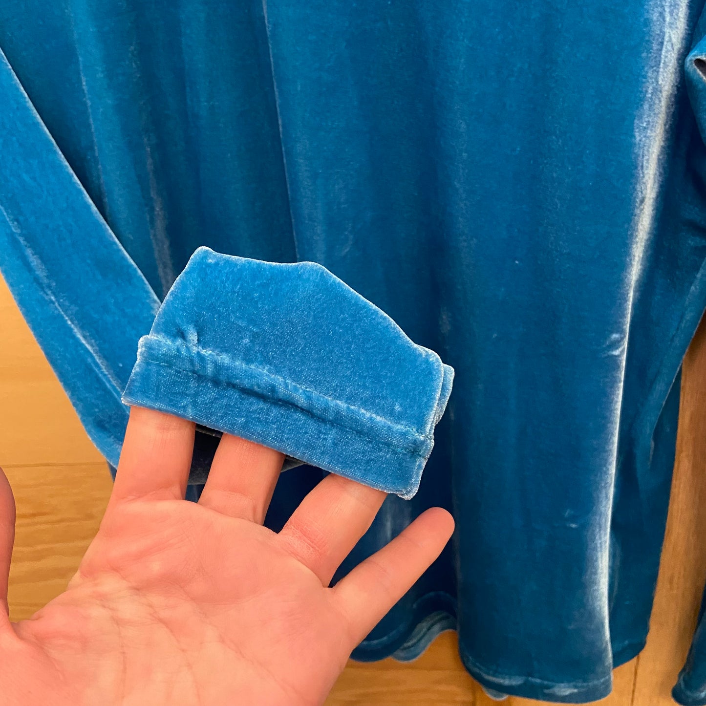 Women's Handmade Skivvi - Turquoise Stretch Velvet