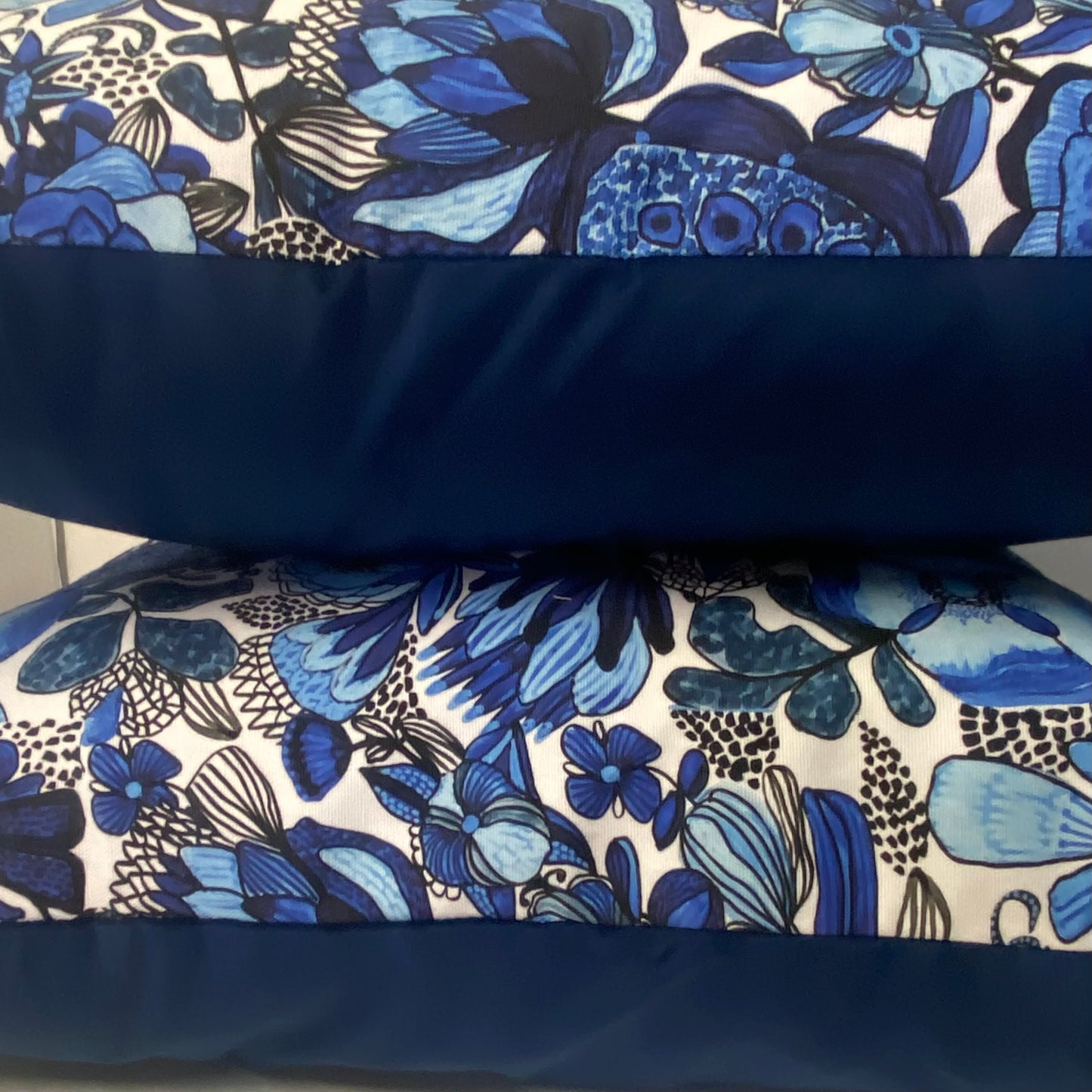 Cushion - BLUE FLEURS