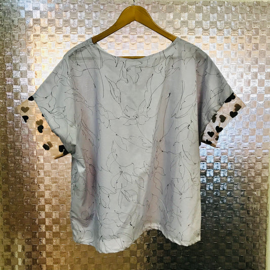 Handmade Women’s Box Top - Mauve Sketch with Sheer Cuff (M/L)