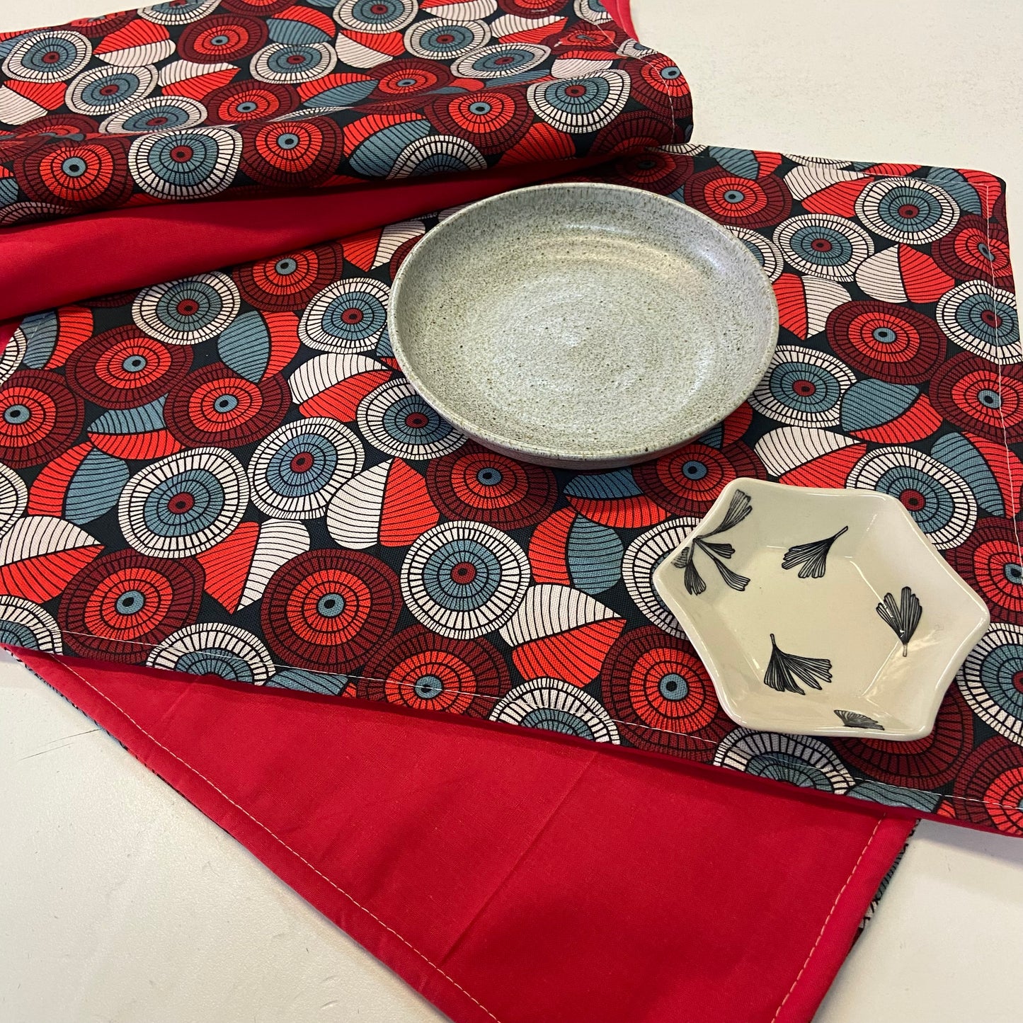 Reversible Placemats - Lined Spirals with Red Reverse (set of 4)