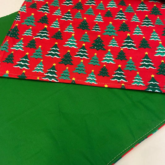 Reversible Christmas Placemats - Christmas Trees with Forest Green on Reverse (set of 4)