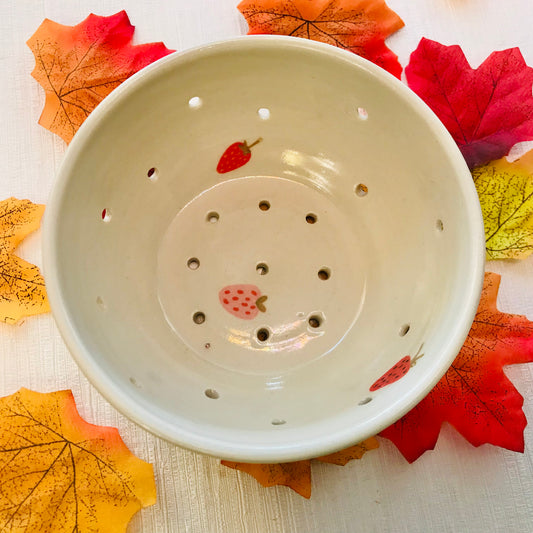 Ceramic Handthrown Berry Bowl