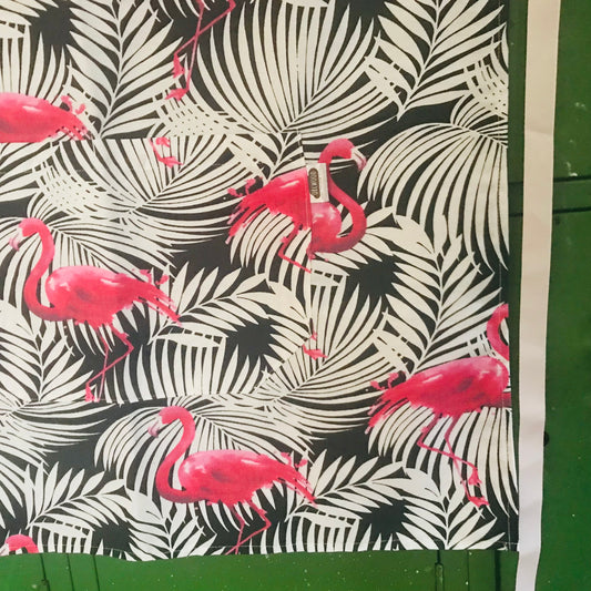 Apron (adult - medium) - Flamingo (white ferns)