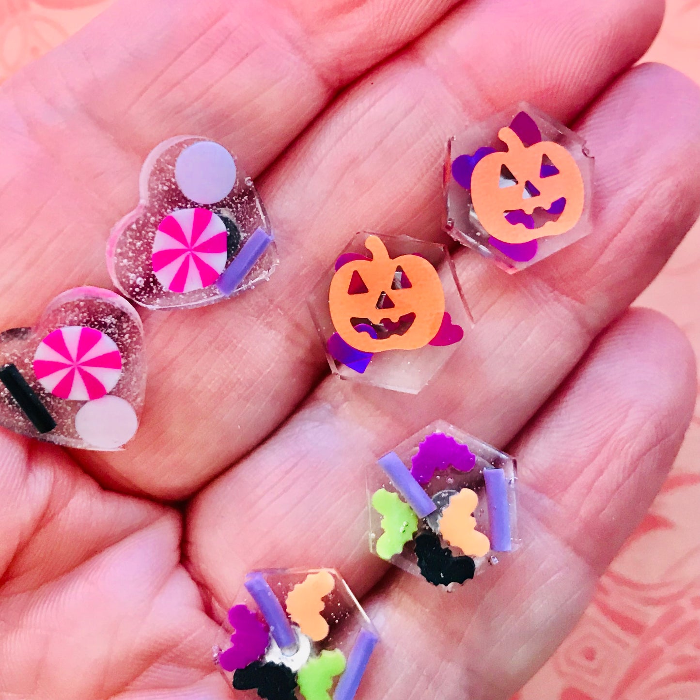 Novelty Resin Sparkle Stud Earrings - Halloween