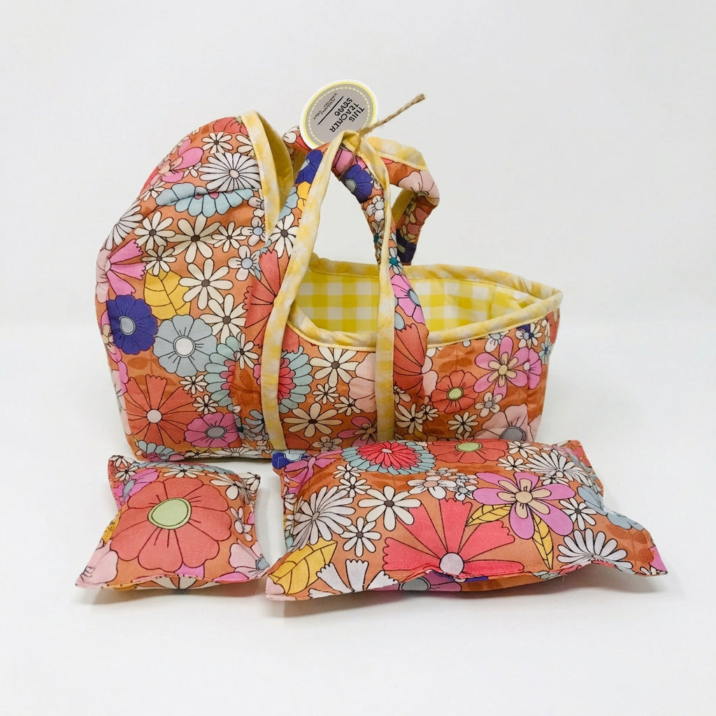 Cloth Carrier Dolls Basket Set with Blanket and Pillow