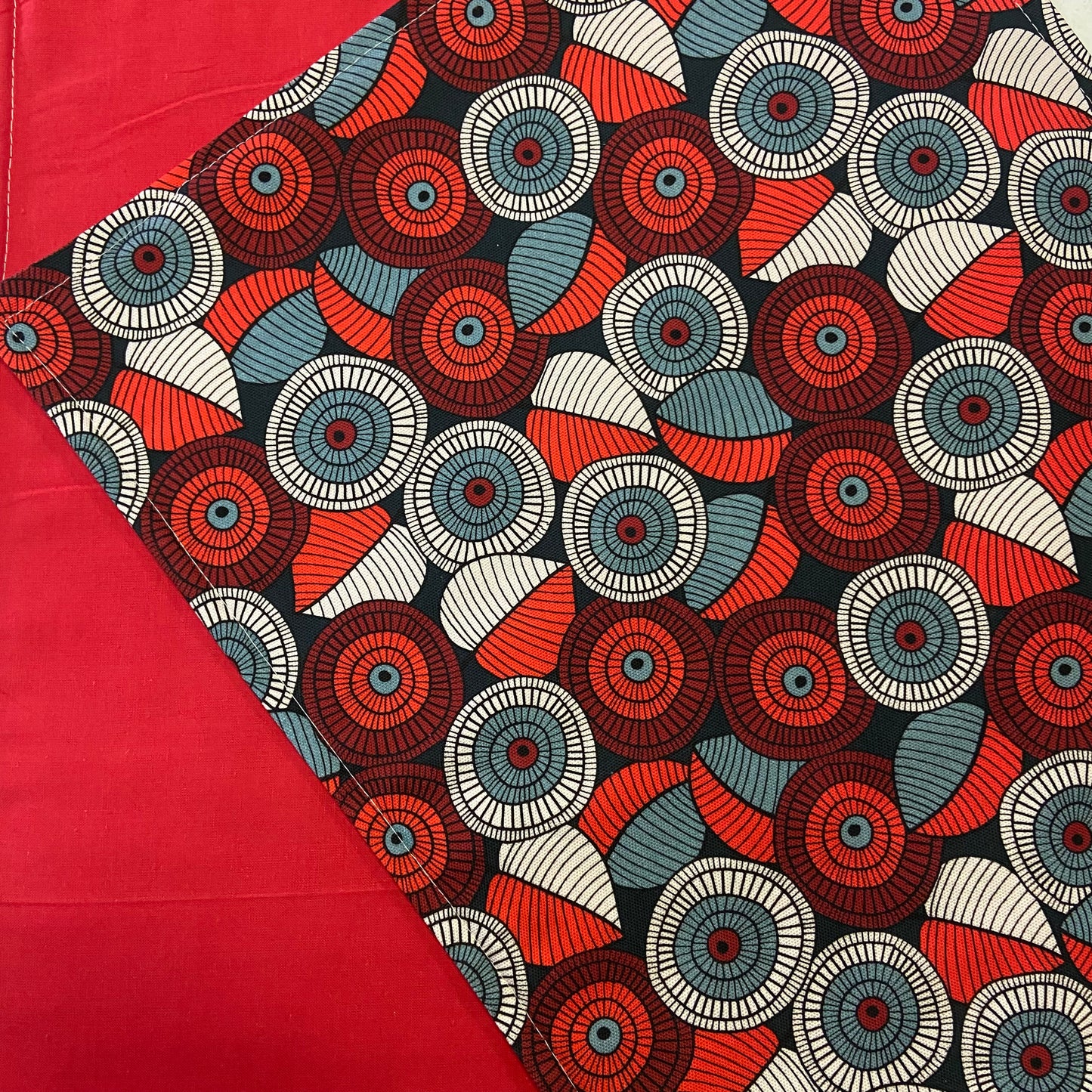 Reversible Placemats - Lined Spirals with Red Reverse (set of 4)