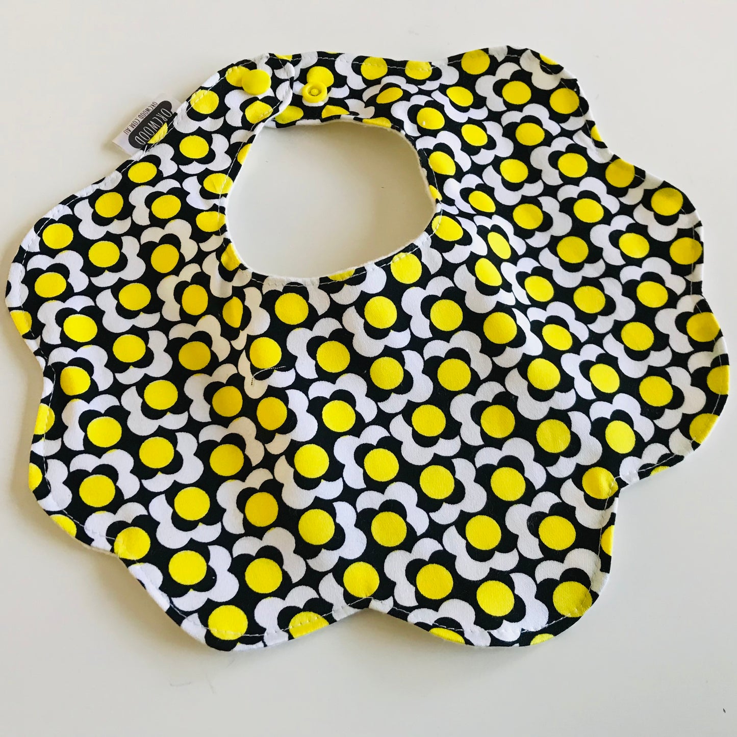 Bibs - Handmade Scalloped baby and toddler bib