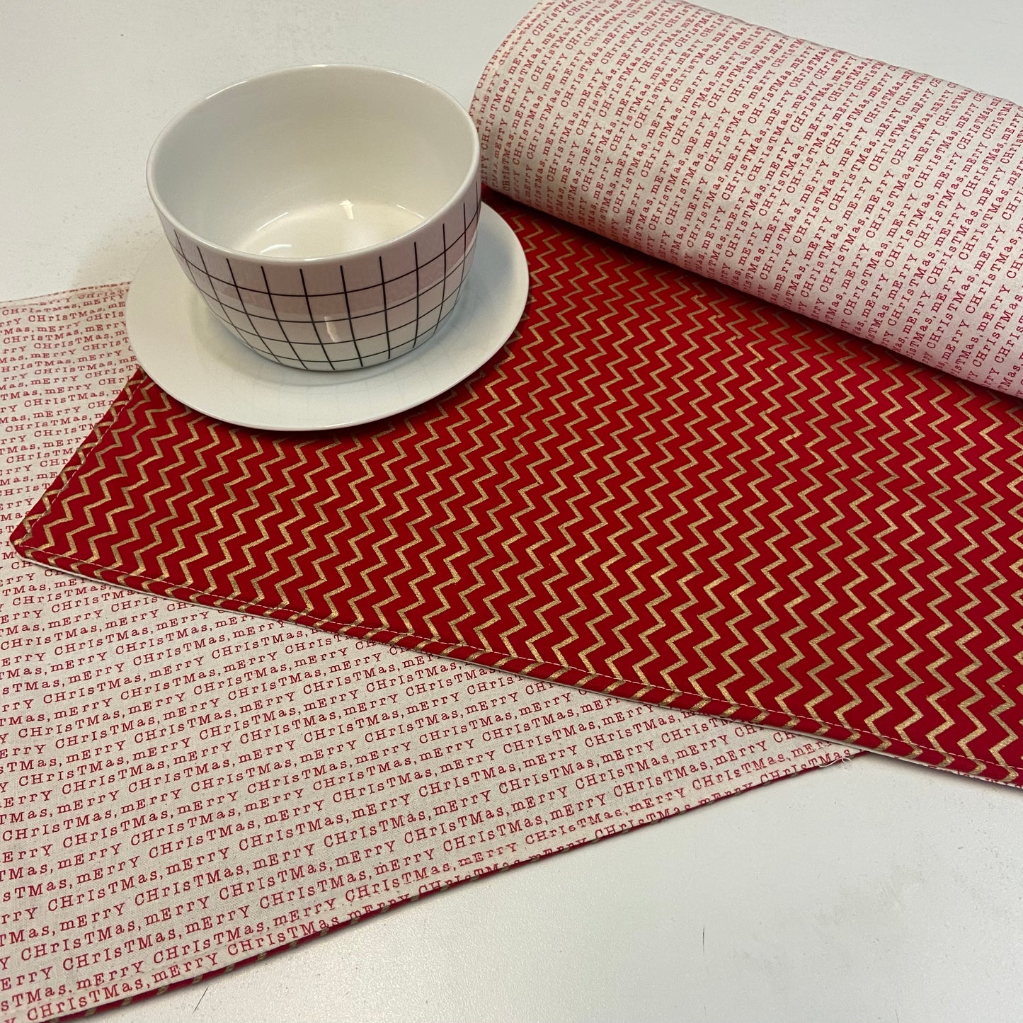 Reversible Christmas Placemats - Merry Christmas with Chevron on Reverse (set of 4)