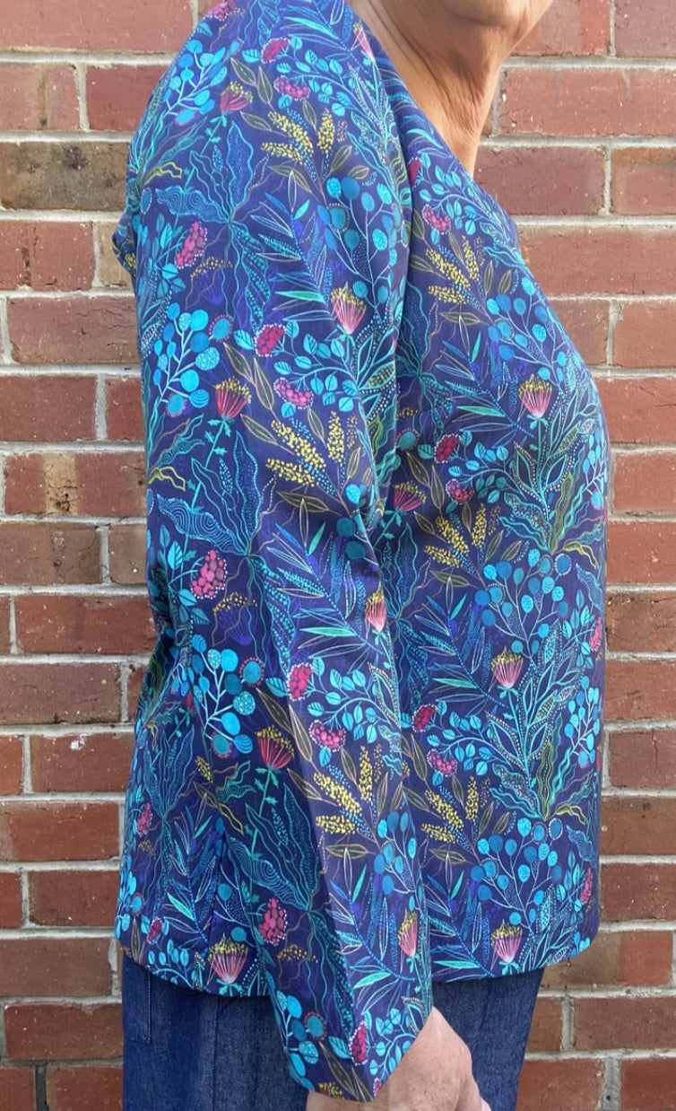 Women's Handmade Keyhole Top - Blue Earth