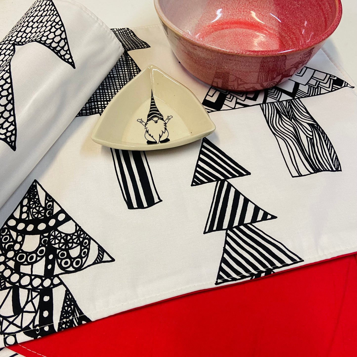 Reversible Christmas Placemats - Marimekko Christmas Trees with Red on Reverse (set of 6)