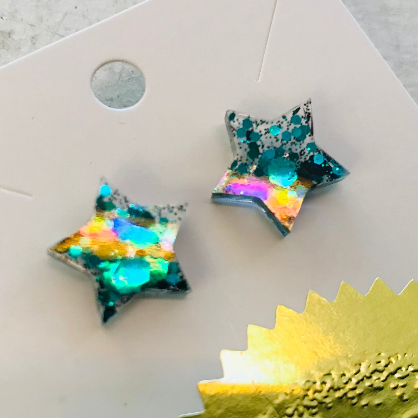 Novelty Resin Sparkle Stud Earrings - Christmas Stars