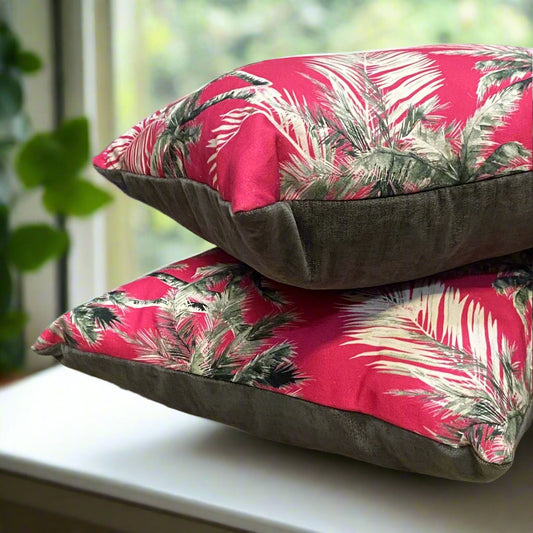 Cushion - PALM ON FUCHSIA