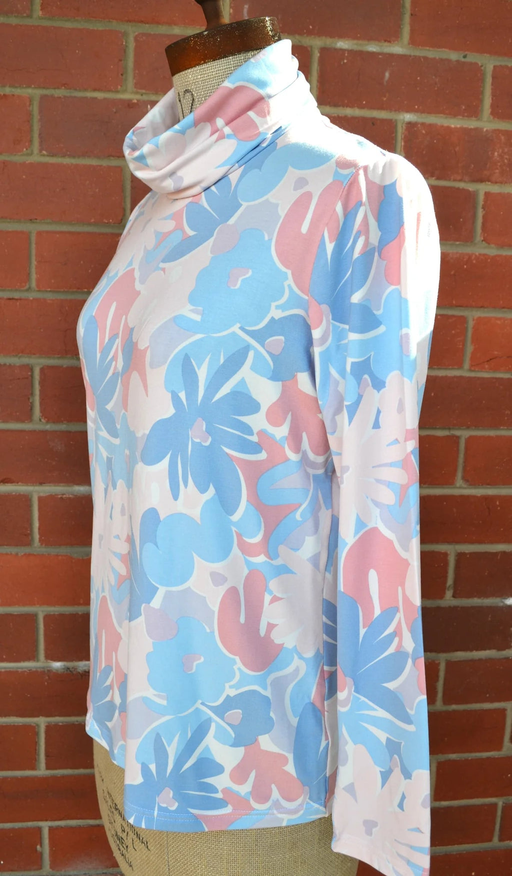 Women's Handmade Skivvi - Blue Blooms