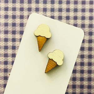 Novelty Studs Earrings - Graphic Wood