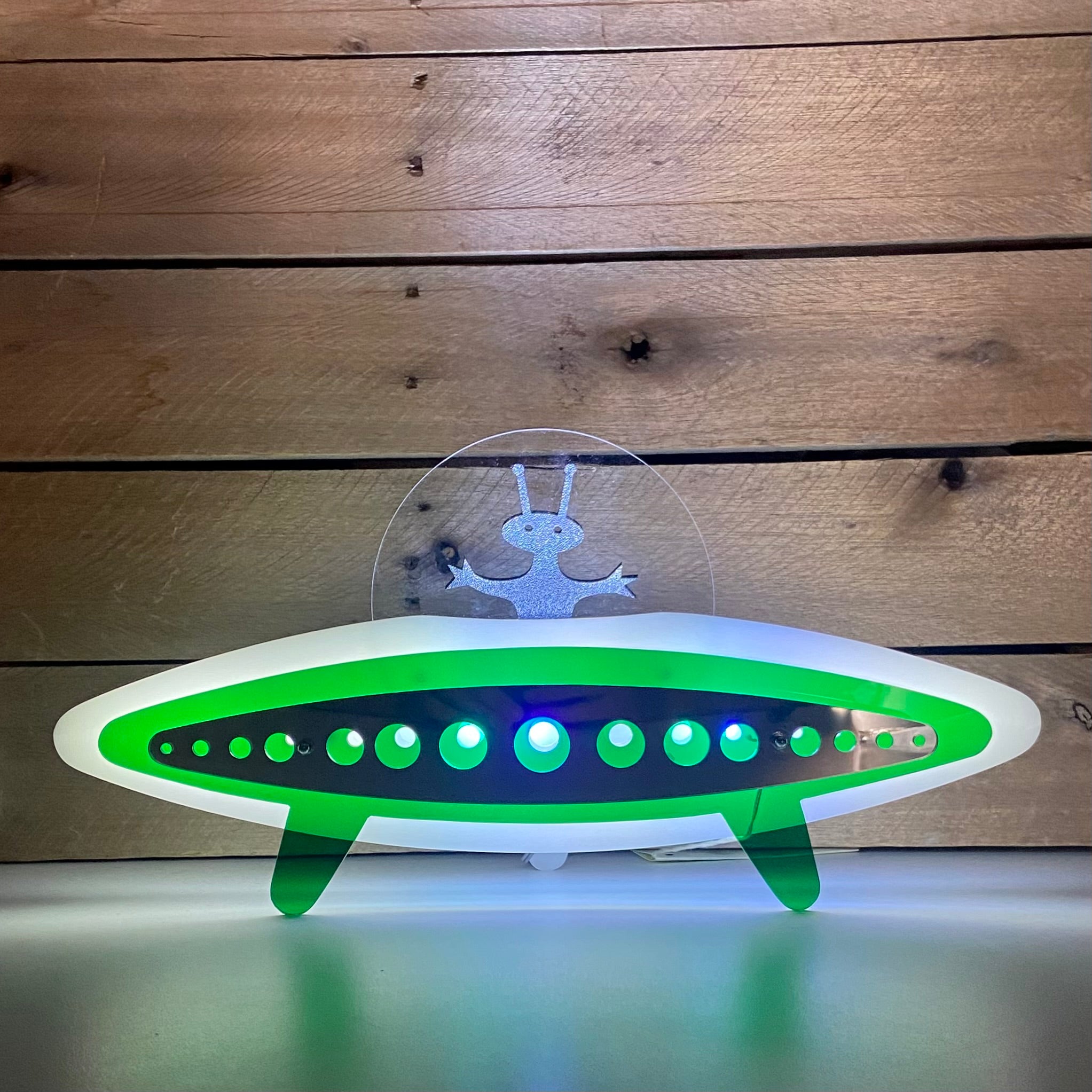 Grhux Desktop Alien Atomic UFO Lamp
