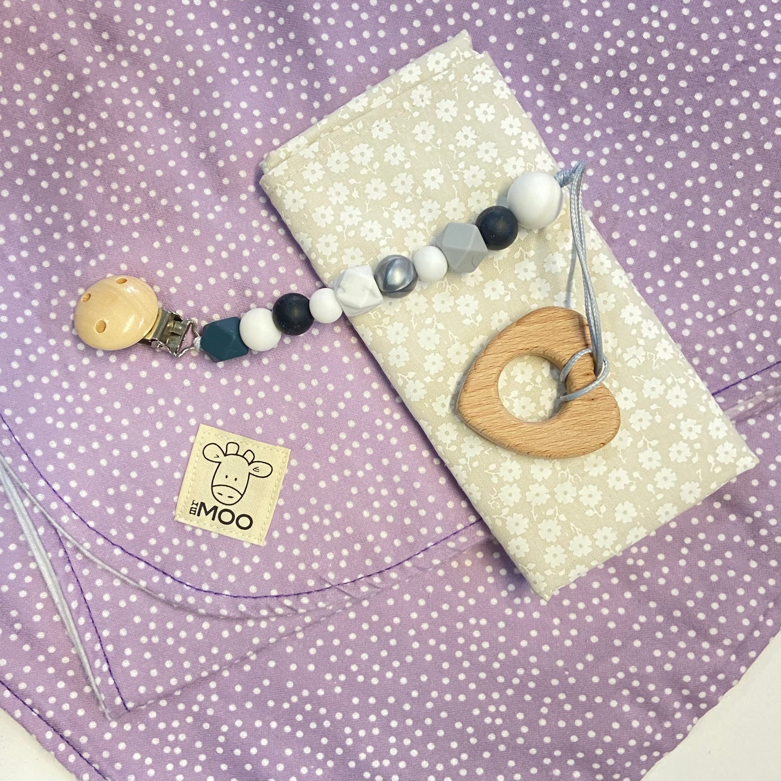 Gift Box - Blanket, Burp Cloth & Silicone Teether