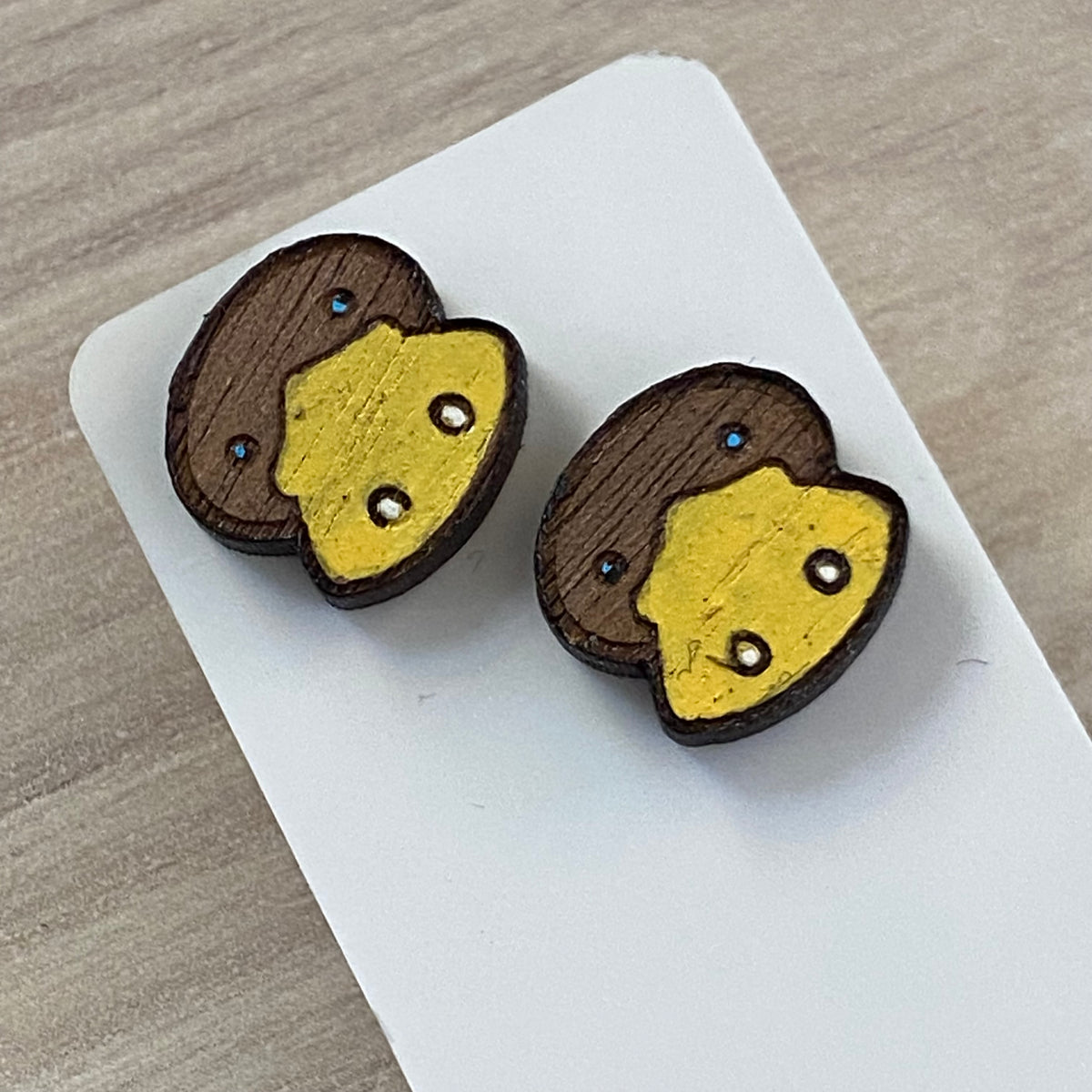 Novelty Studs Earrings - Graphic Wood