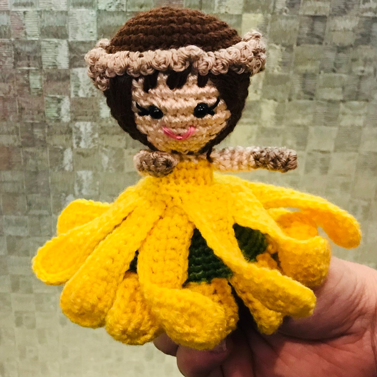 Crochet Hiding Fairy Flower