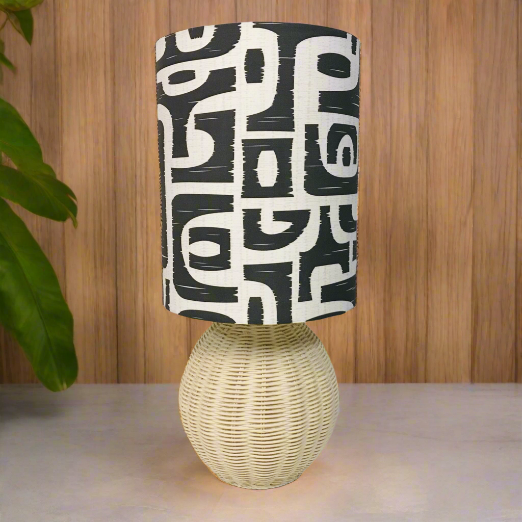 Rattan Round Tiki Table Lamp