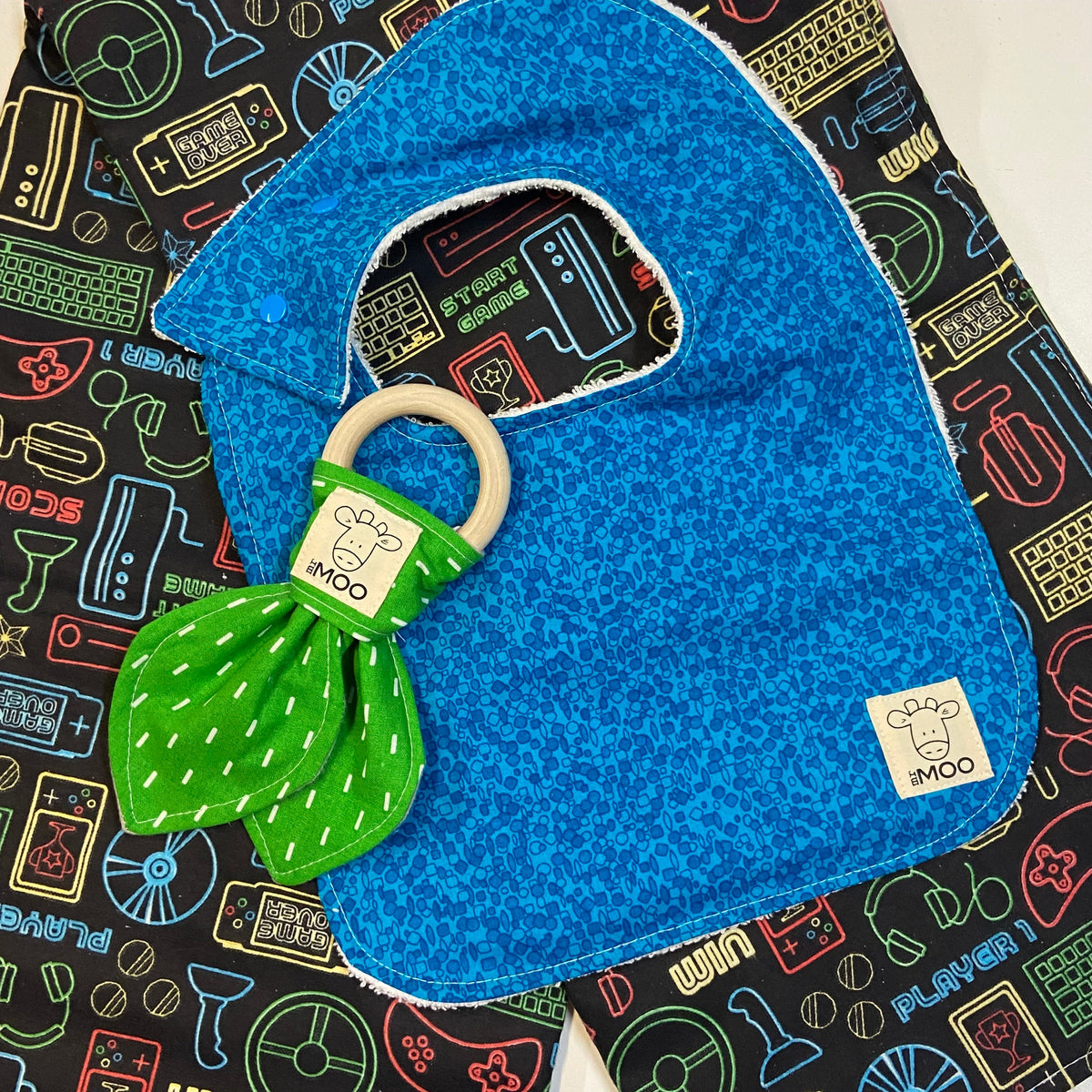 Gift Box - Blanket, Bib & Timber Teether