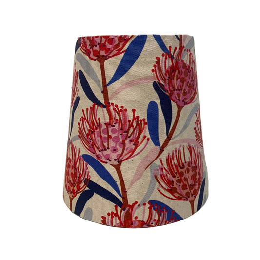 Mid Century Style Cream Ceramic Table Lamp with Warratahs Shade