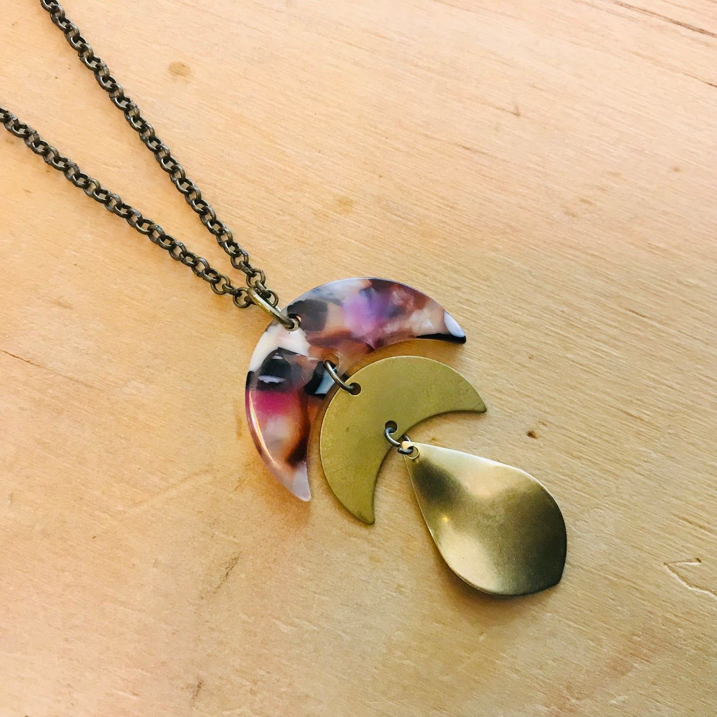 Mixed Metal Necklace - Triple drop Cresent