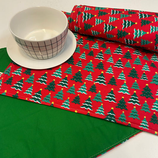 Reversible Christmas Placemats - Christmas Trees with Forest Green on Reverse (set of 4)
