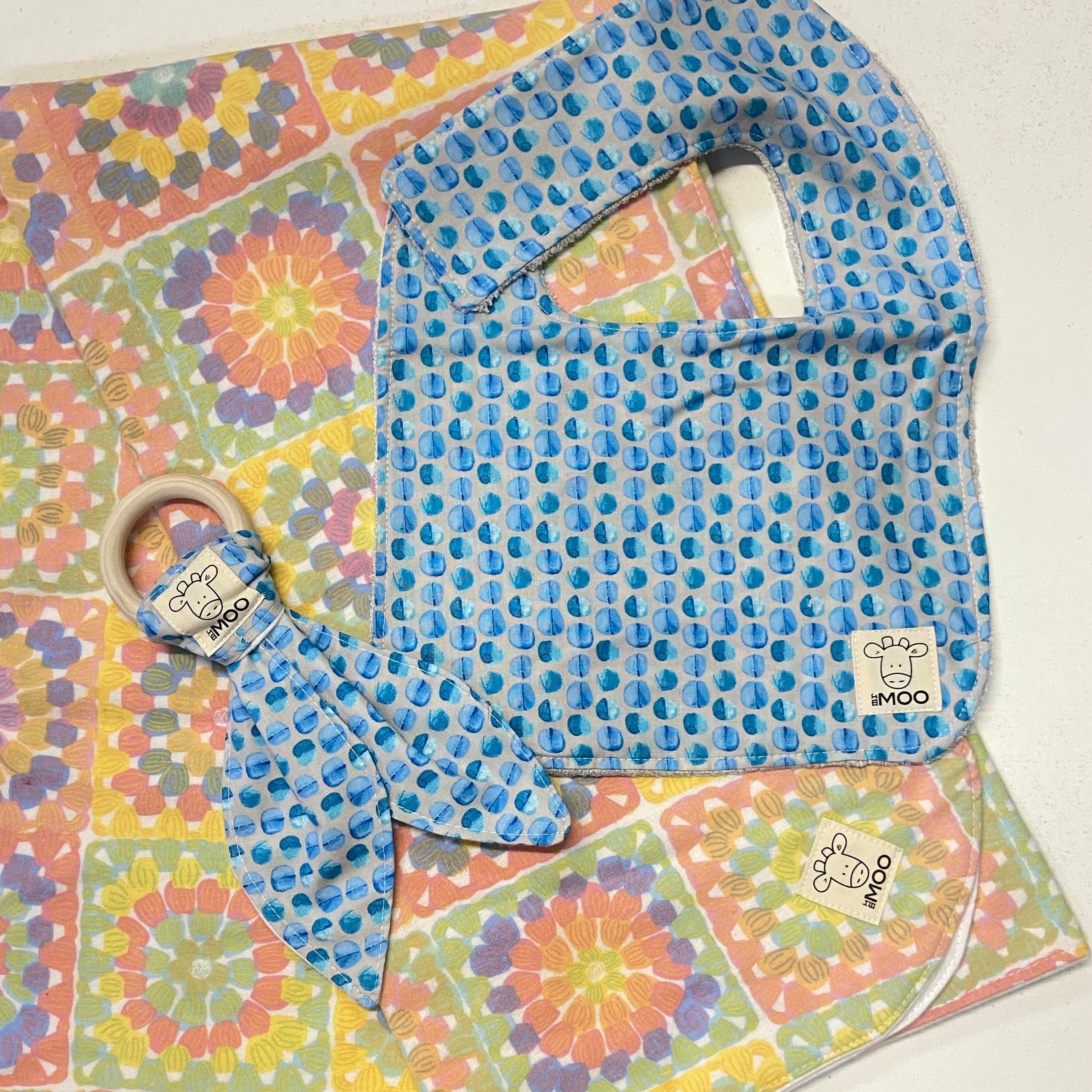 Gift Box - Blanket, Bib & Timber Teether