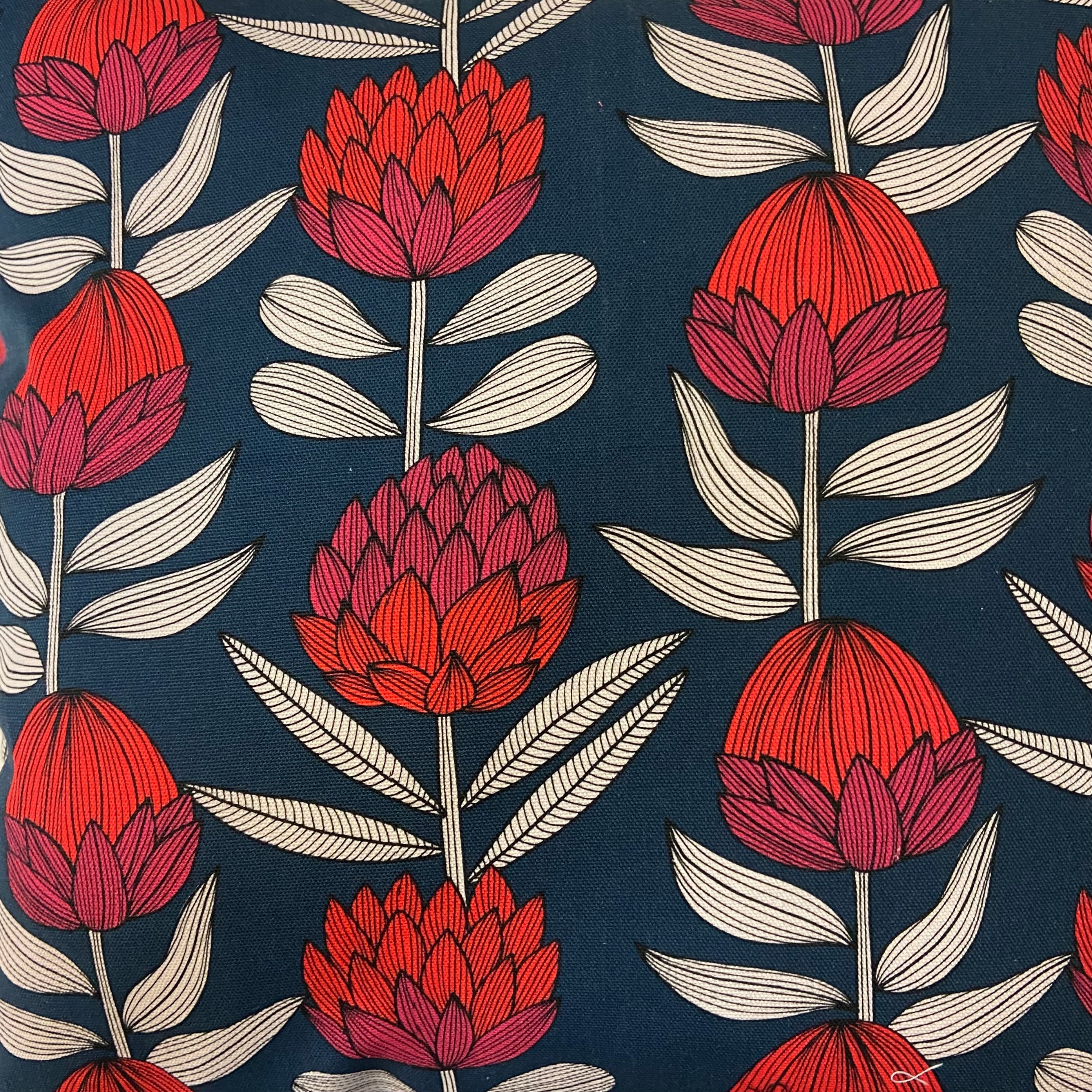 Cushion - PROTEAS ON NAVY