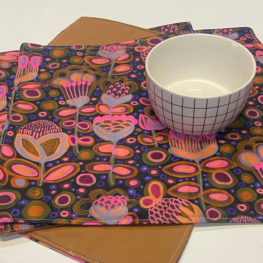 Reversible Placemats - Proteas with Caramel Reverse (set of 4)