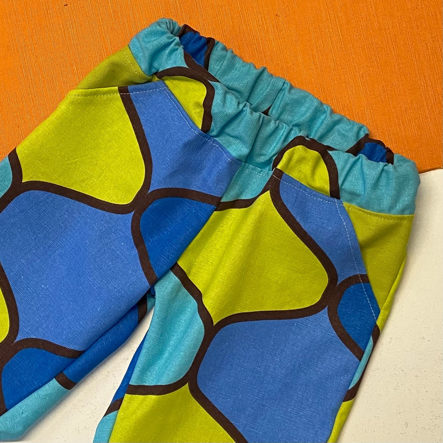 Comfy Pants - Retro Vibe