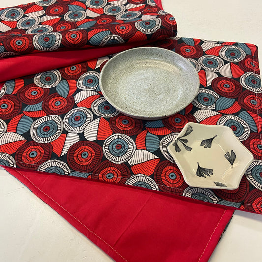 Reversible Placemats - Lined Spirals with Red Reverse (set of 4)