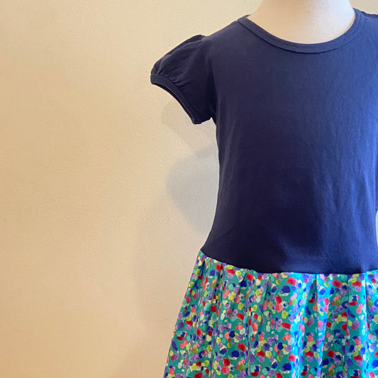 Short Sleeve Winnie Dress - NAVY WITH SPOTS