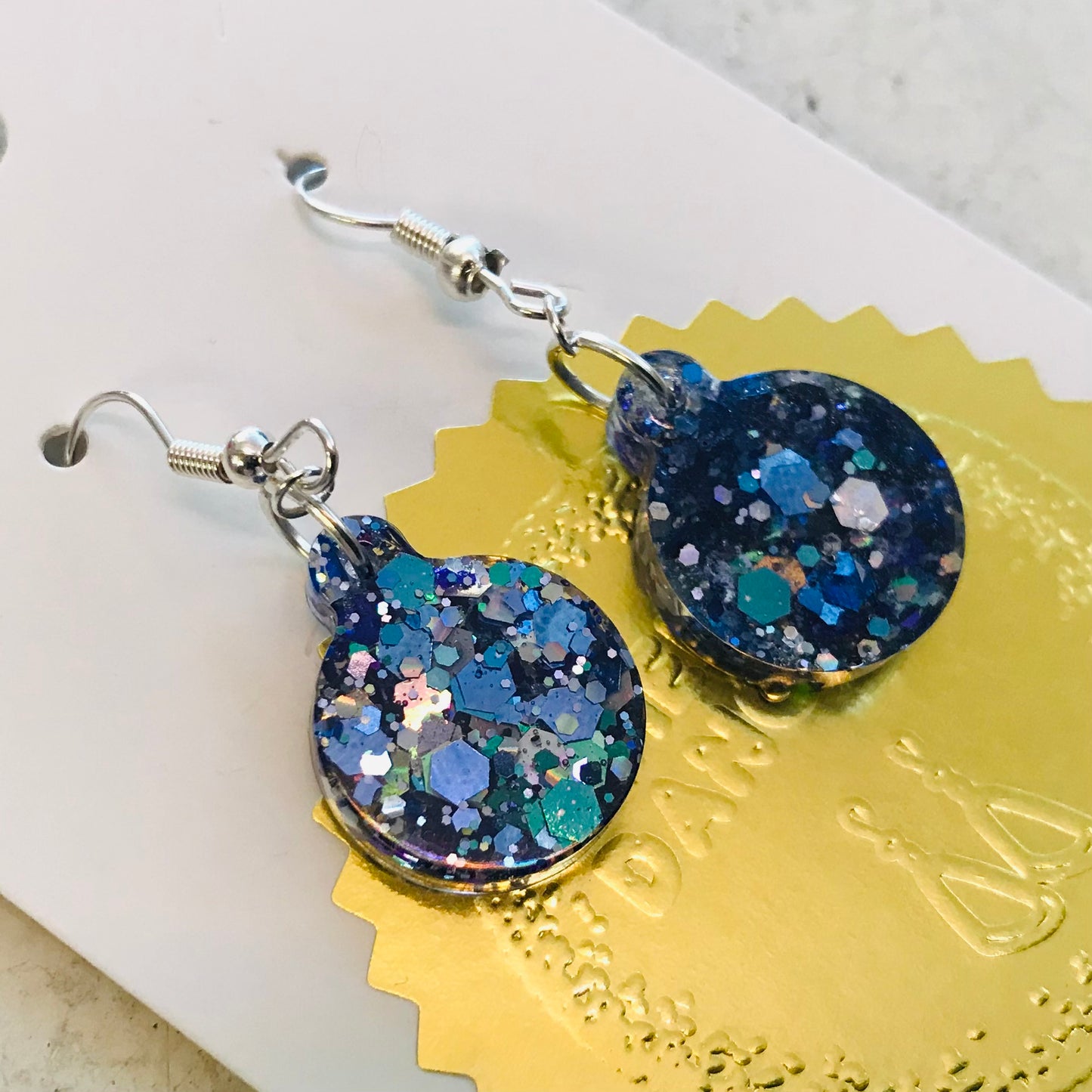 Novelty Resin Sparkle Stud Earrings - Christmas Baubles