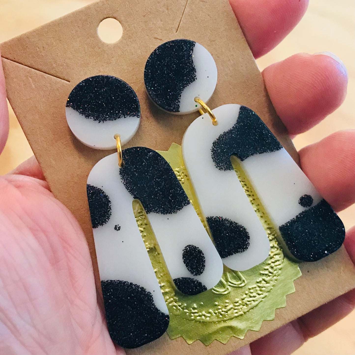 Novelty Resin Sparkle Dangles Earrings