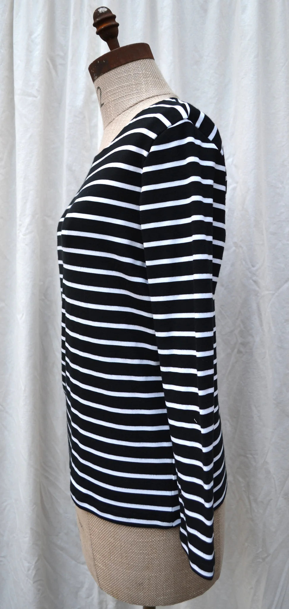 Women's Handmade Long Sleeve T-shirt - Black & White Stripe T-Shirt