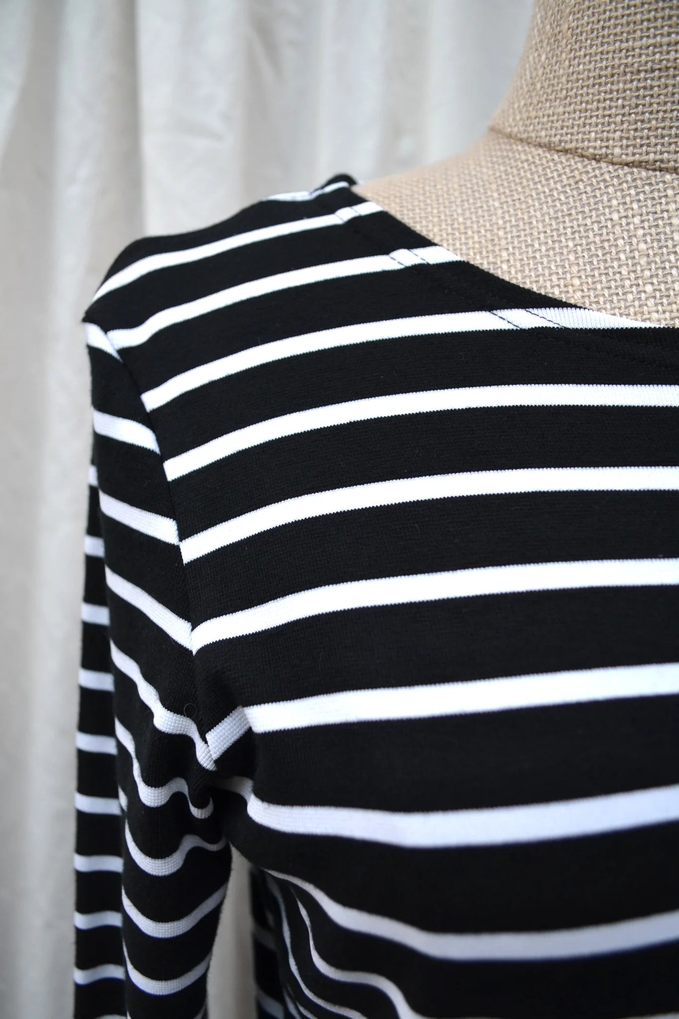 Women's Handmade Long Sleeve T-shirt - Black & White Stripe T-Shirt