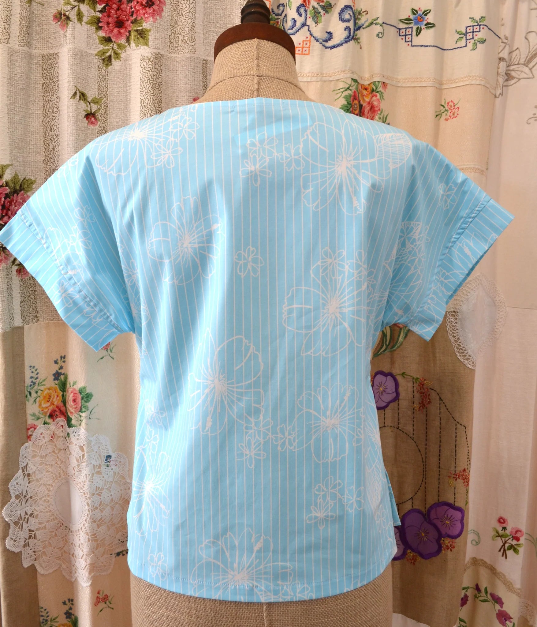 Shell Top - Sky Stripe Hibiscus **ON SALE**