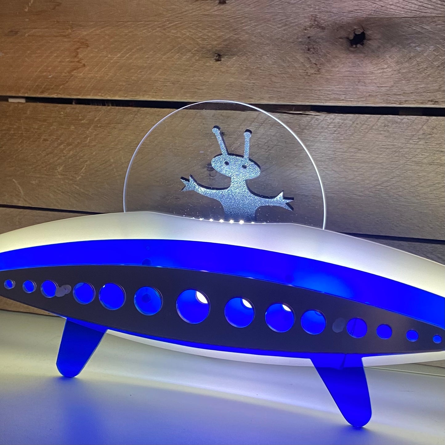 Grhux Desktop Alien Atomic UFO Lamp