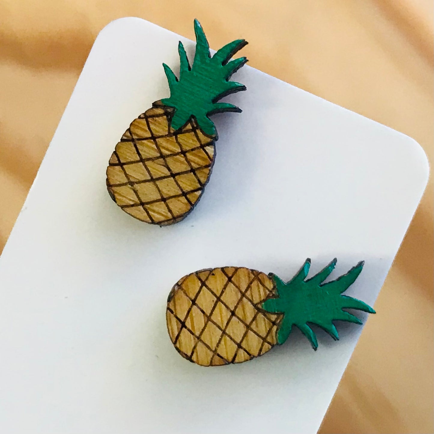 Novelty Studs Earrings - Graphic Wood