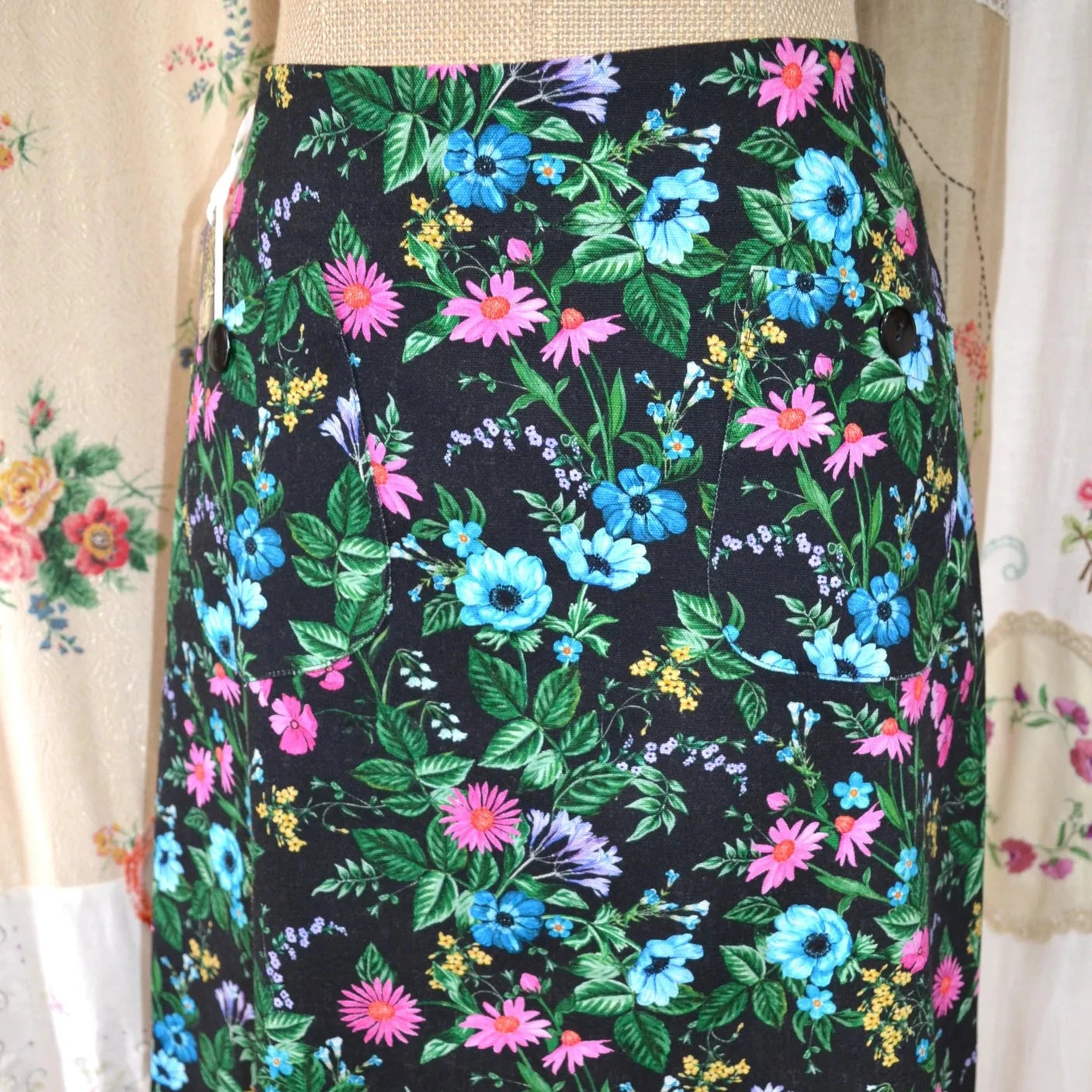Women's Handmade Pocket Skirt - Cottage Garden