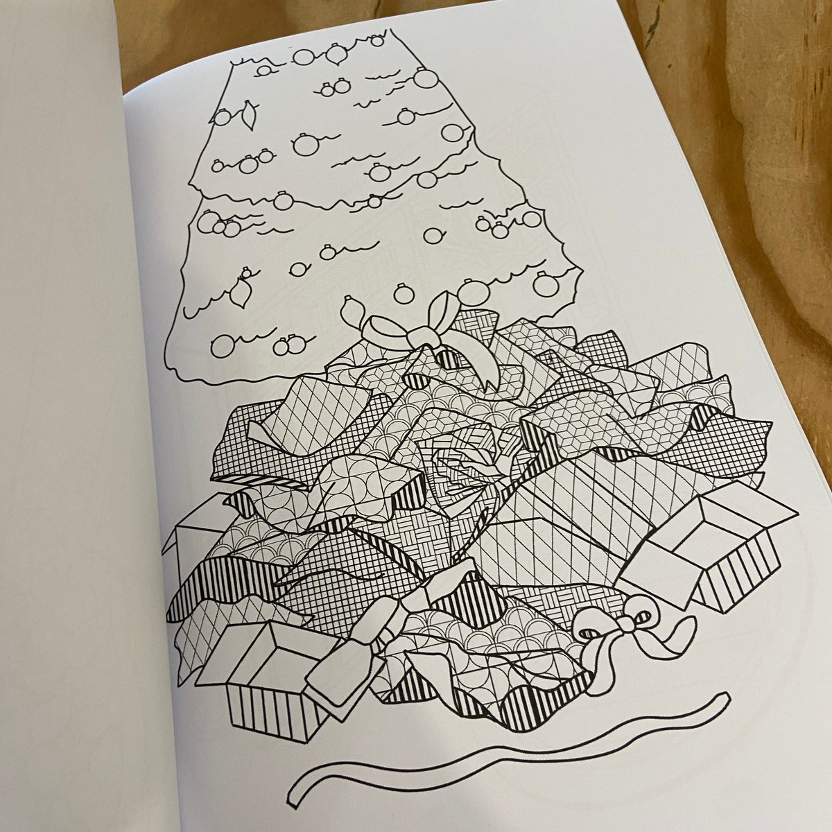 Adult Colouring Book - Crappy Christmas