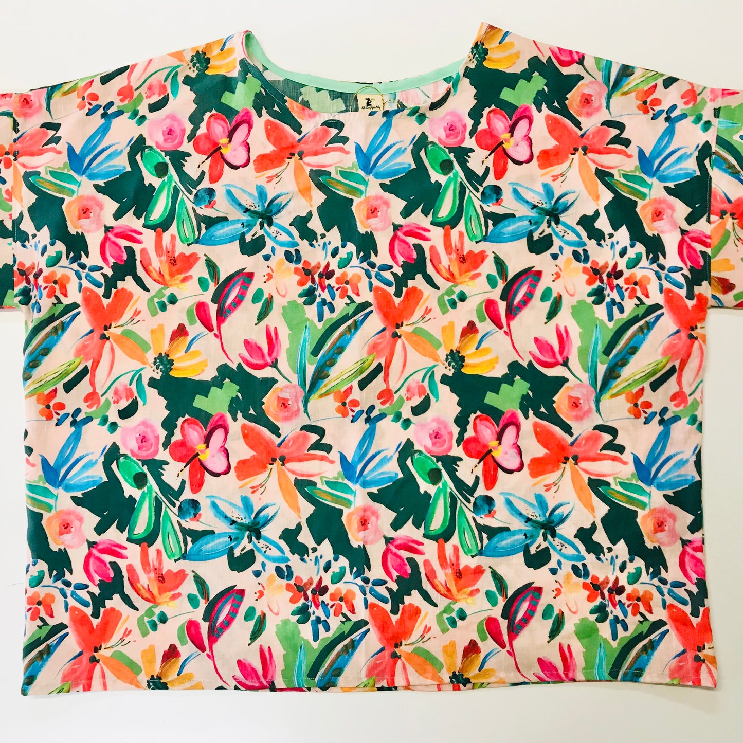 Handmade Women’s Box Top - Peach Floral (M/L)