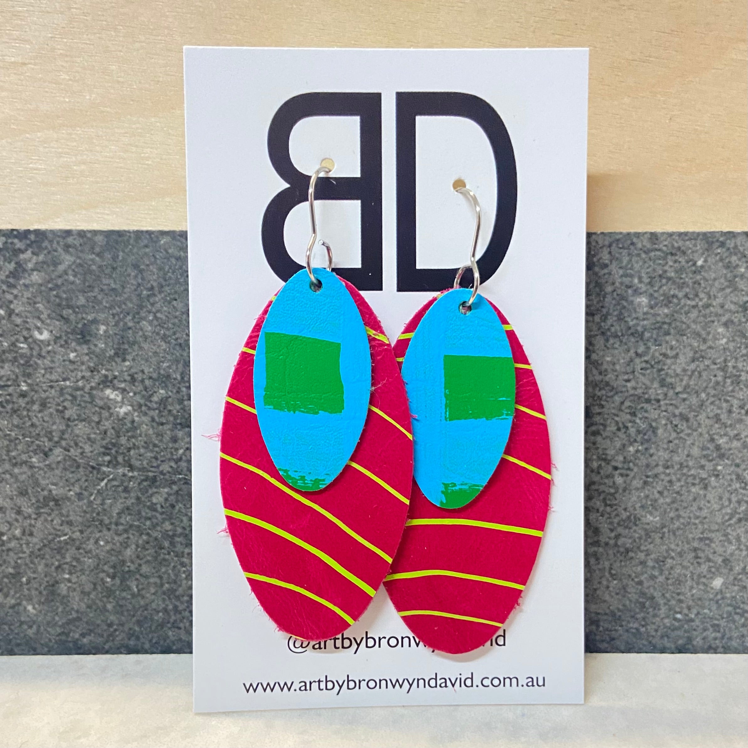 Hand painted leather earrings - The Orbi