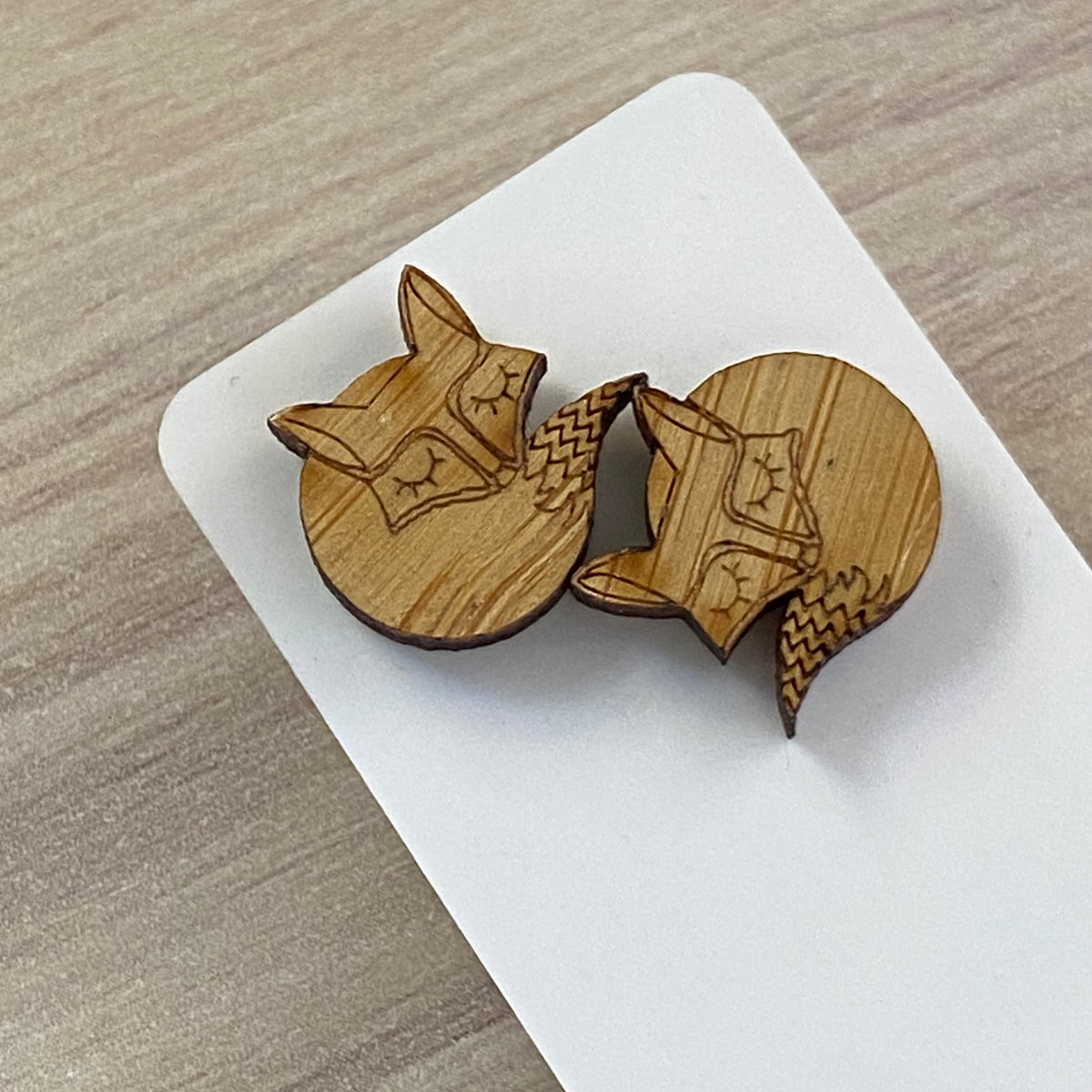 Novelty Studs Earrings - Graphic Wood