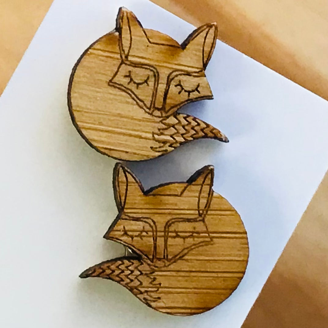 Novelty Studs Earrings - Graphic Wood