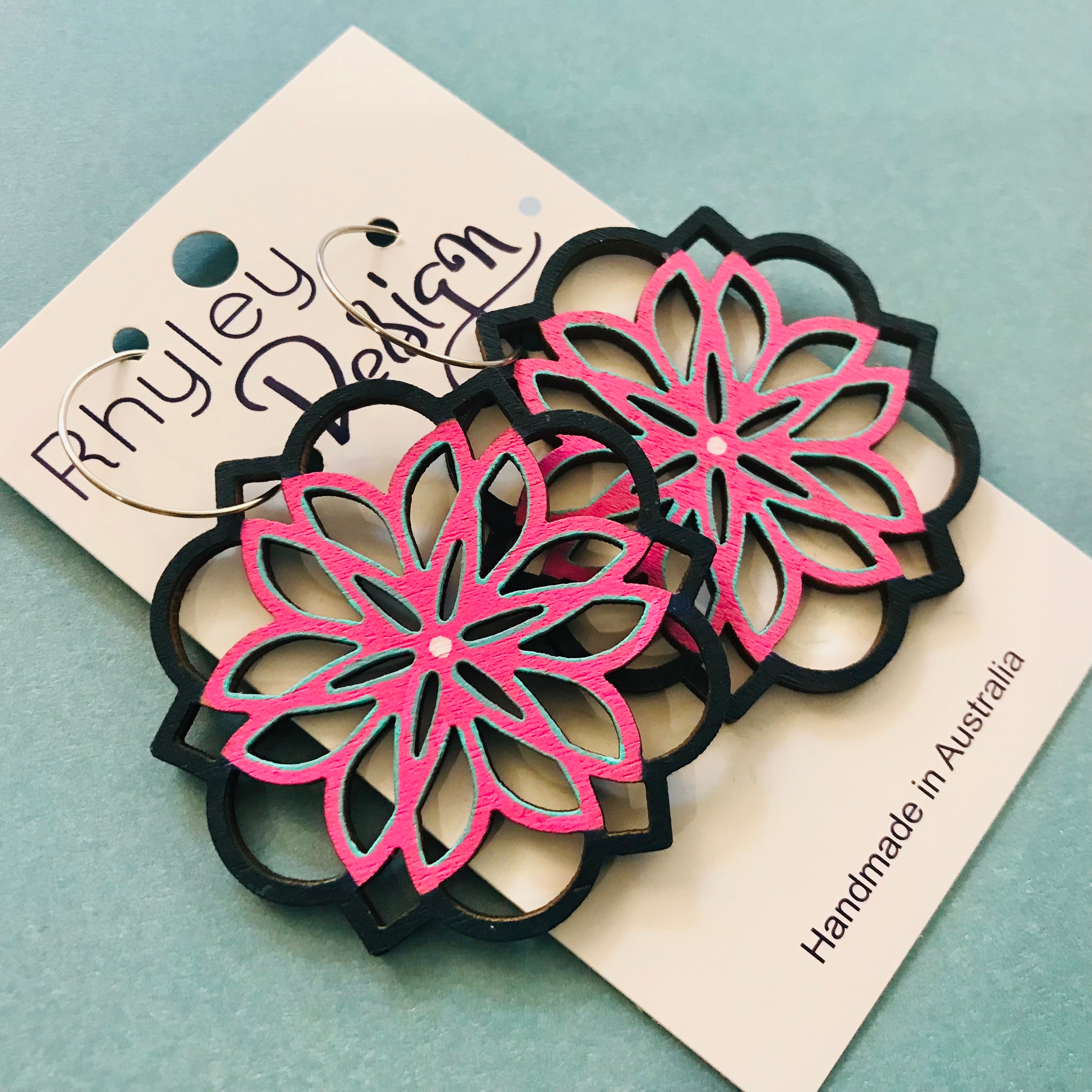 Big Bloom Bamboo Detailed Earrings