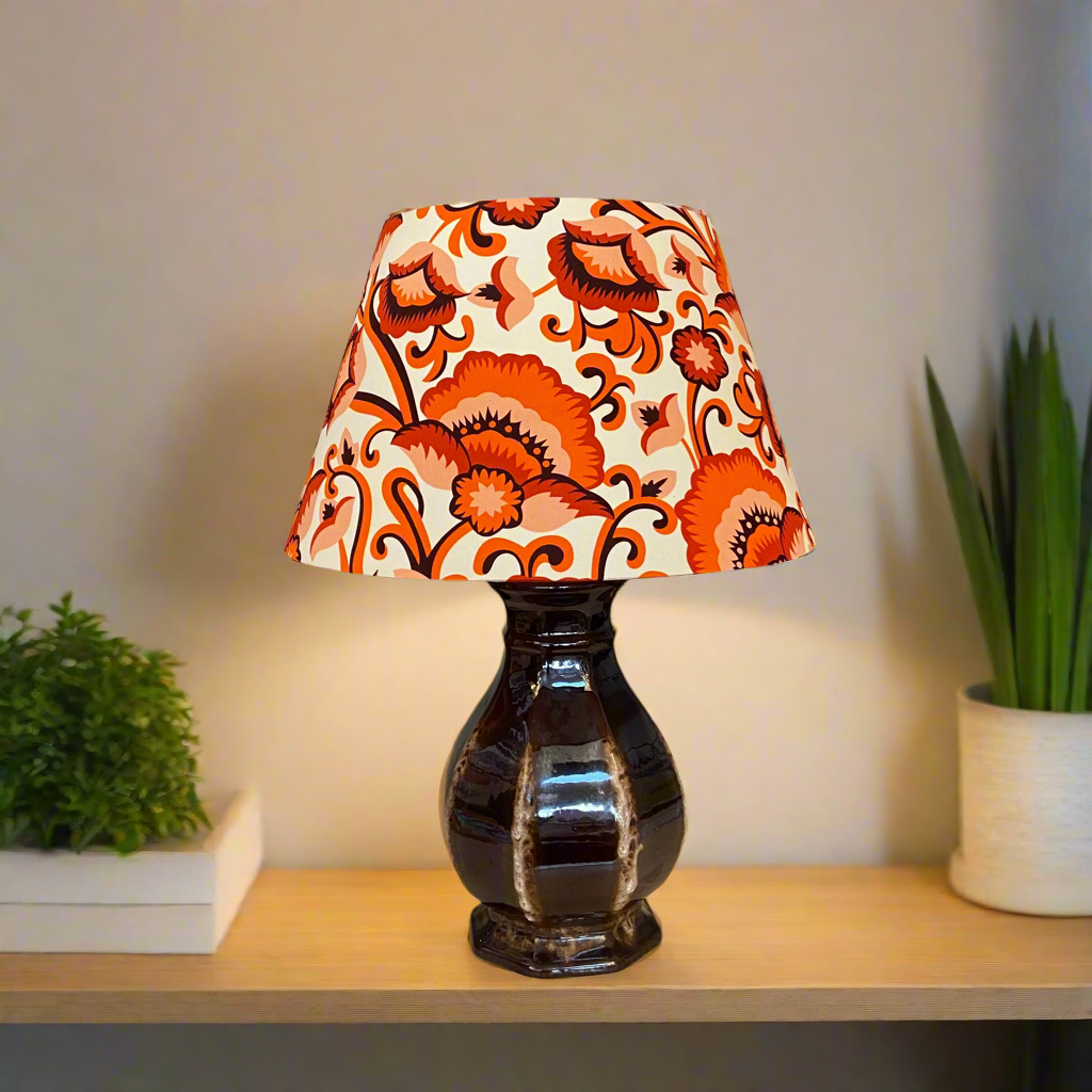 Chocolate Lava Mid Century Ceramic Table Lamp with Retro Flame Garden Shade