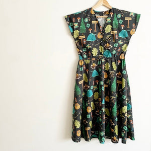 Women’s Handmade Fitted Dress with Pockets -  Camping / SMALL