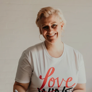 Wear Your Icon Unisex Tee - LEE LIN